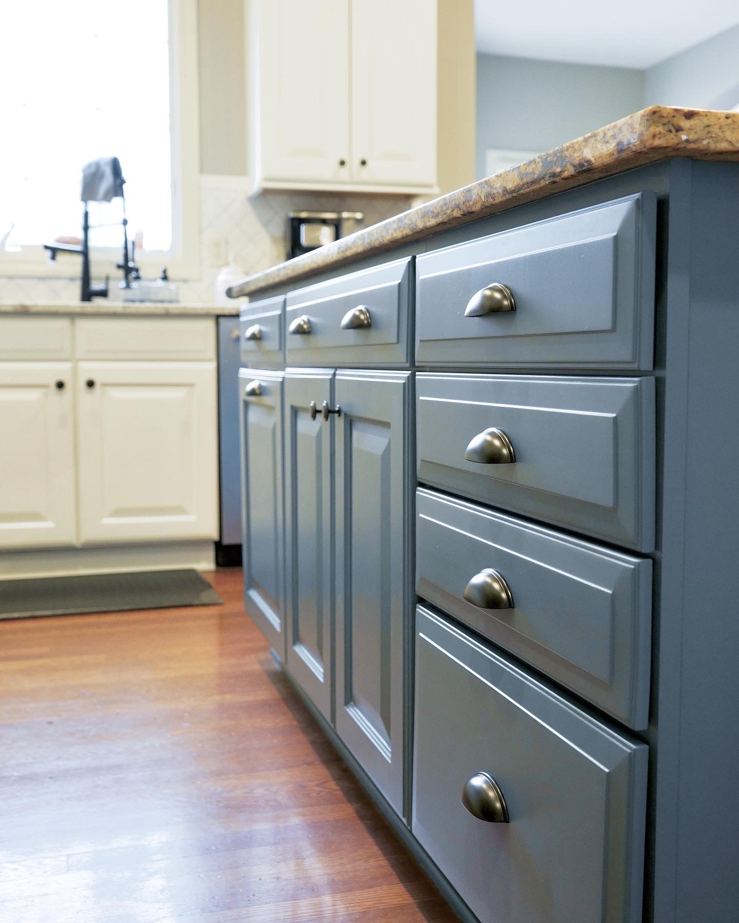 Cabinet Painting & Refinishing