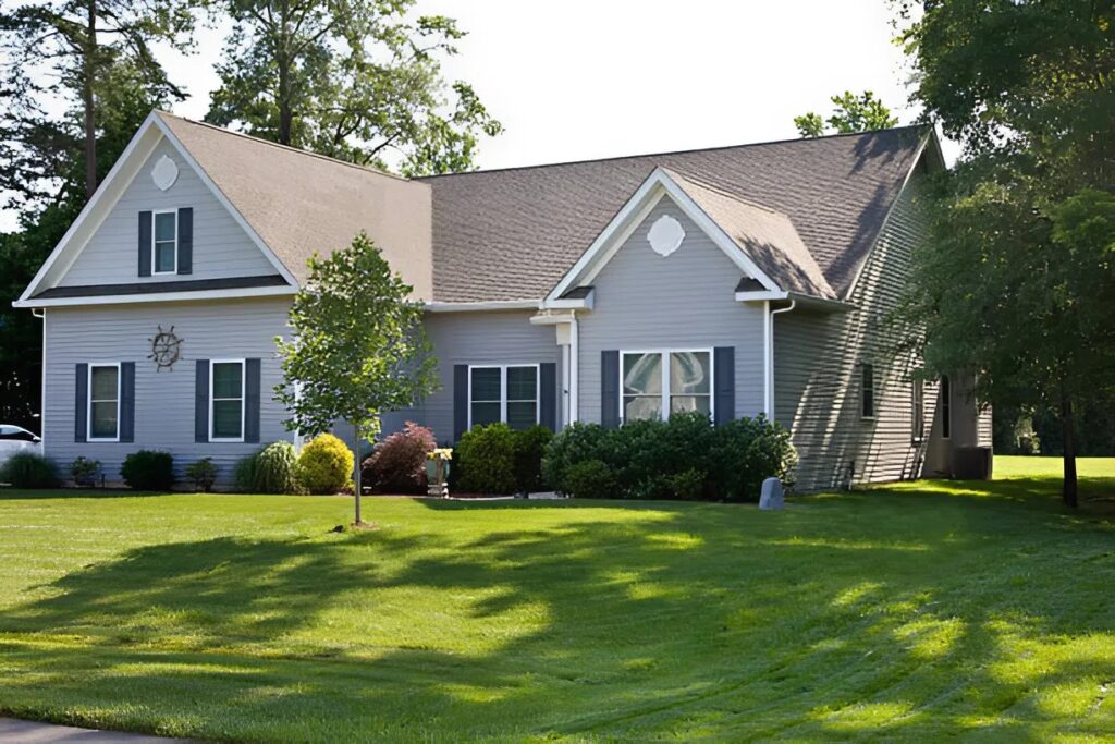 Residential home showcasing the detailed work of an exterior painter in Dublin, OH